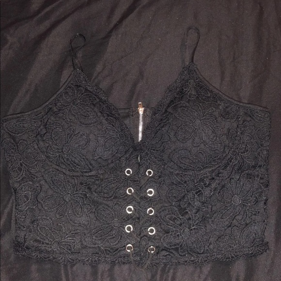 Tops - Black Lacey Crop Top